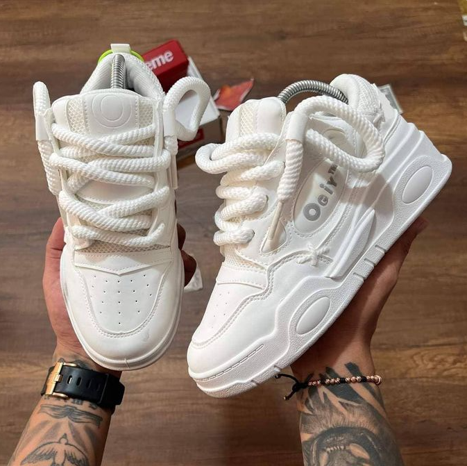 Classic Female Unisex Elegant Oqiy White Trendy Unisex Sneaker